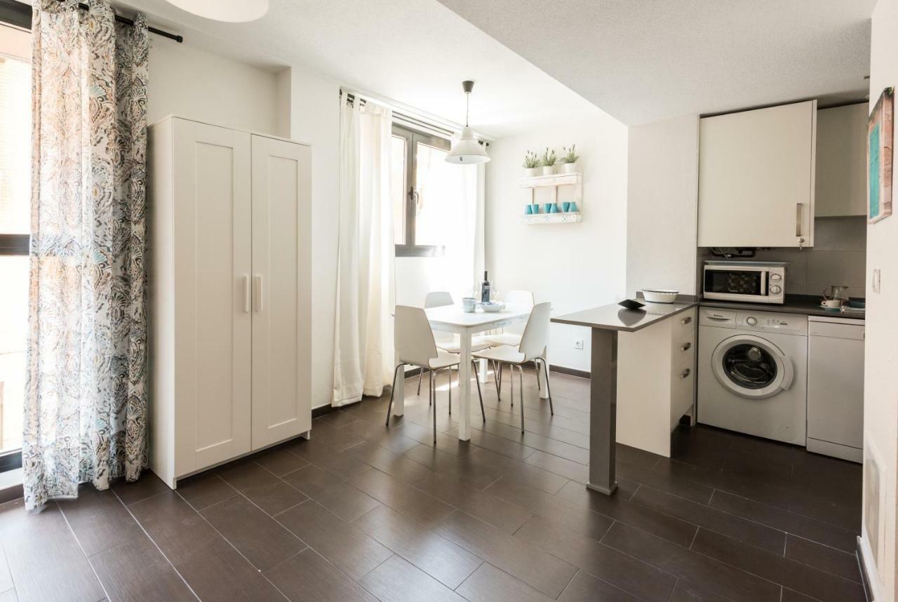 2 Habitaciones Apartamento Temporada En Lucero Madrid Eksteriør bilde