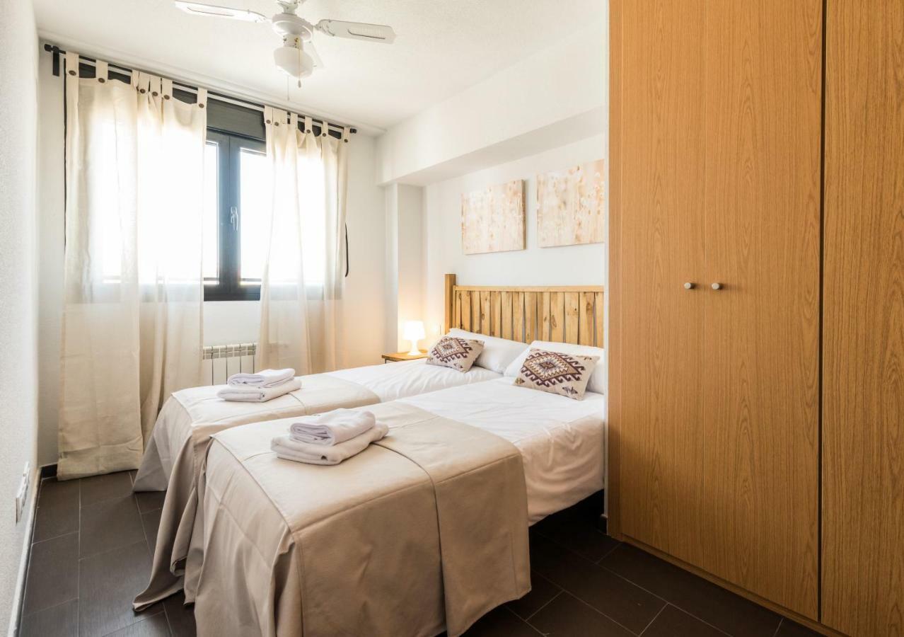 2 Habitaciones Apartamento Temporada En Lucero Madrid Eksteriør bilde
