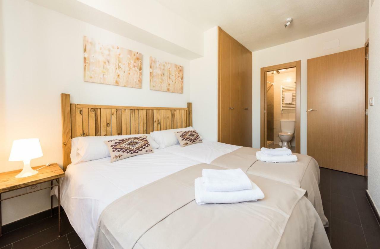 2 Habitaciones Apartamento Temporada En Lucero Madrid Eksteriør bilde